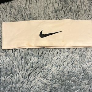 Nike headband